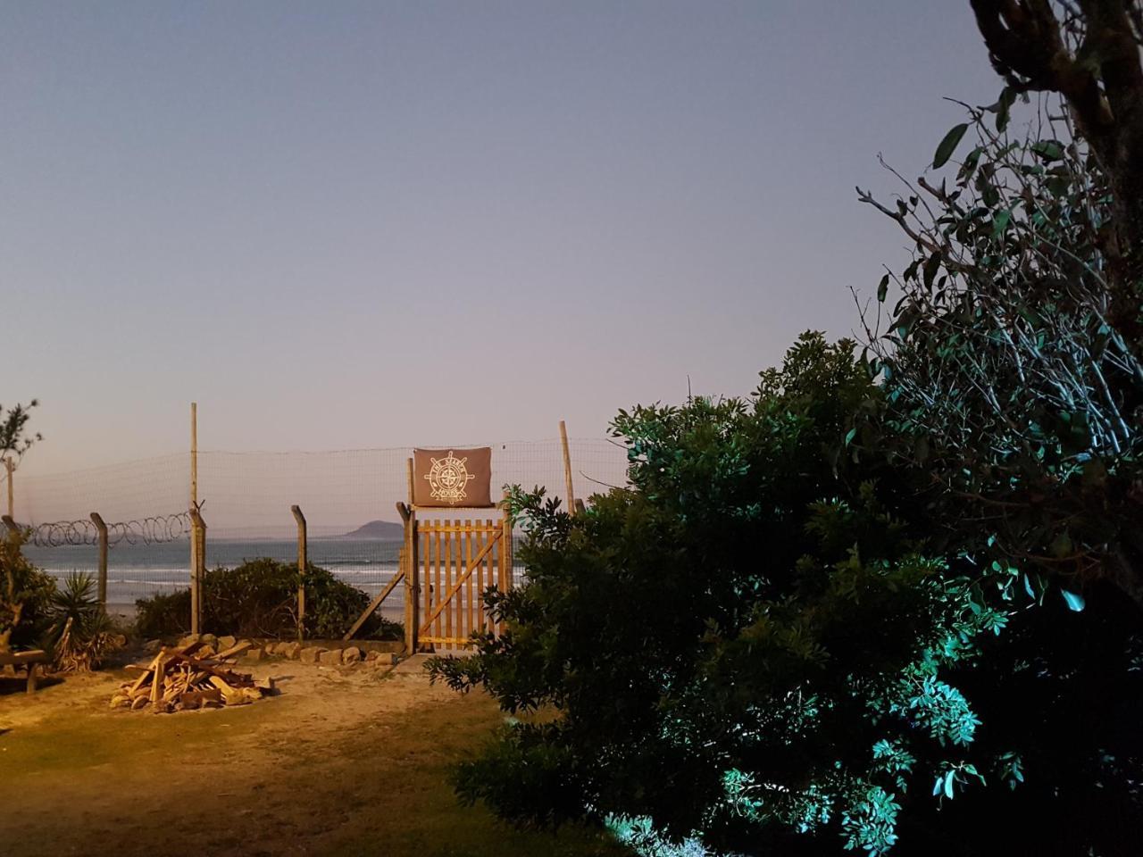 The Search House Hostel Florianopolis Exterior photo
